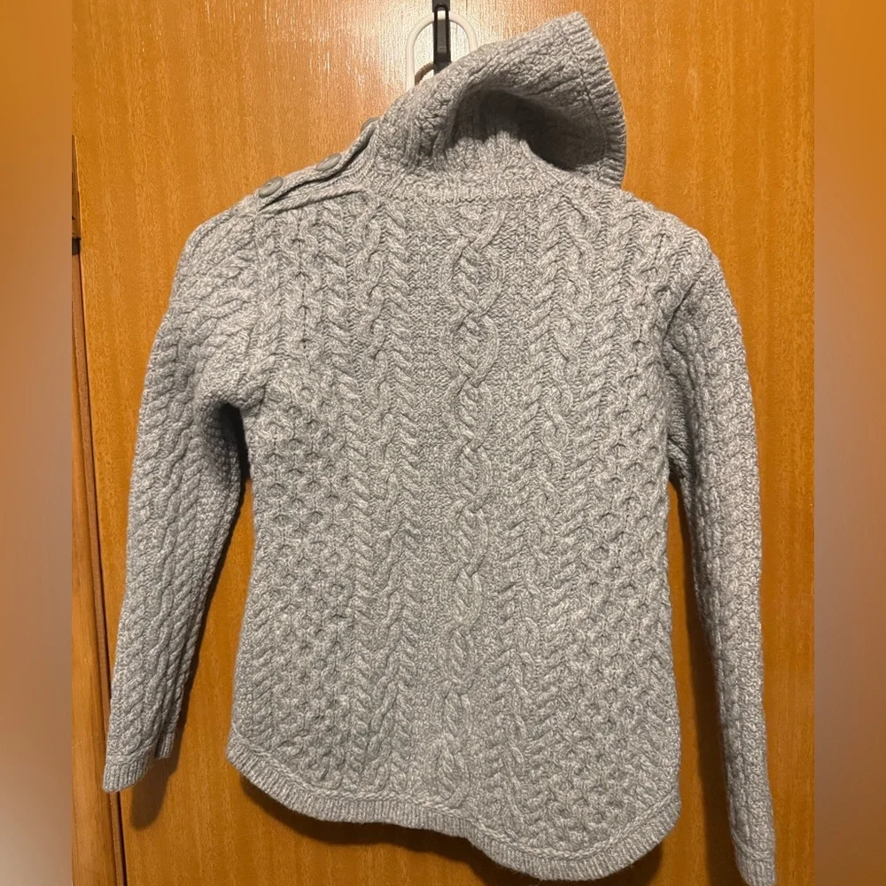 Aran Mòr Merino Wool Sweater
 Light Gray Cable Knit Cowl Neck Sweater - Picture 5 of 6